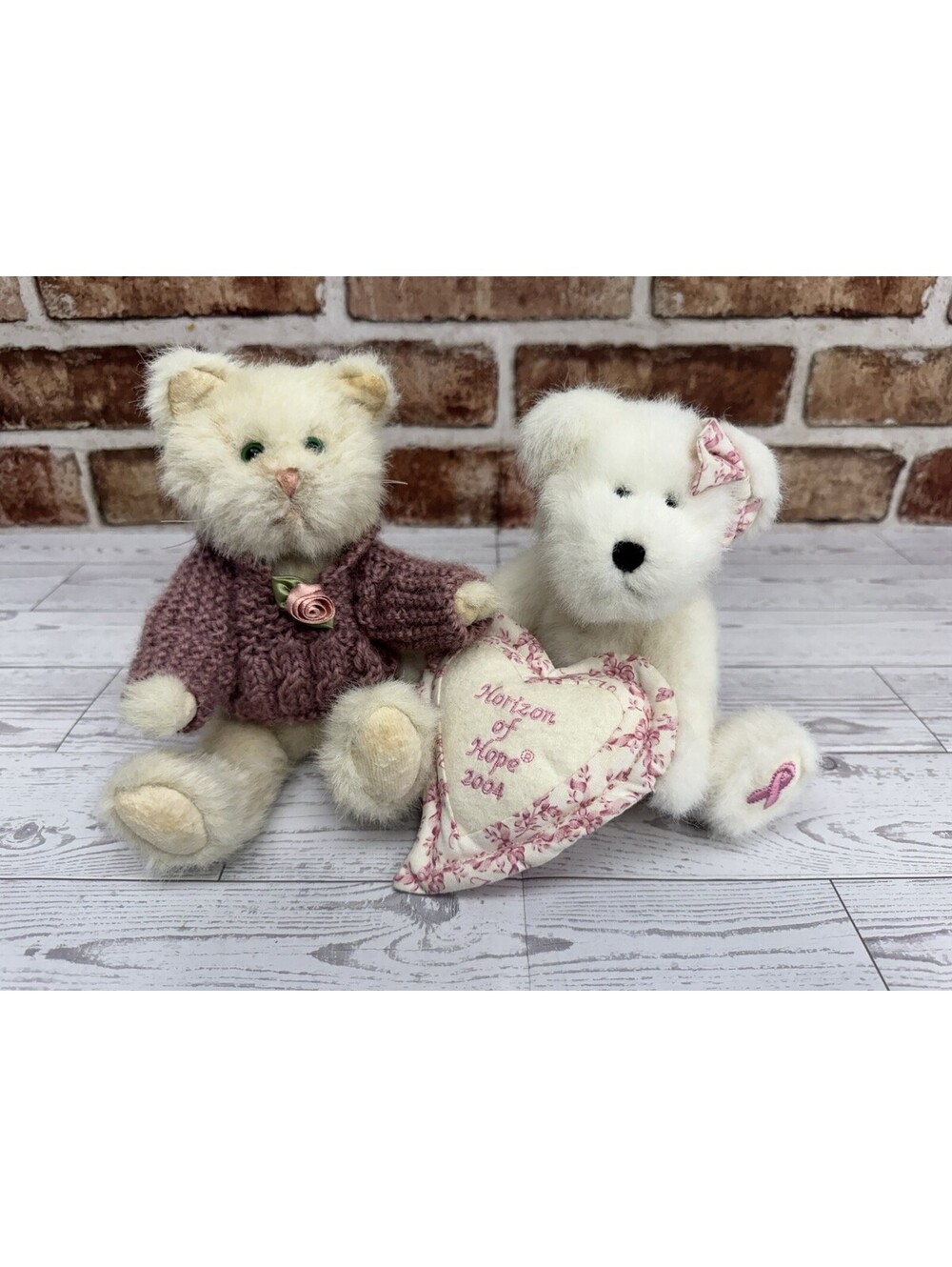 Longaberger Lot Of 2  Horizon of Hope Boyds Bear And Cat With Sweater Jointed